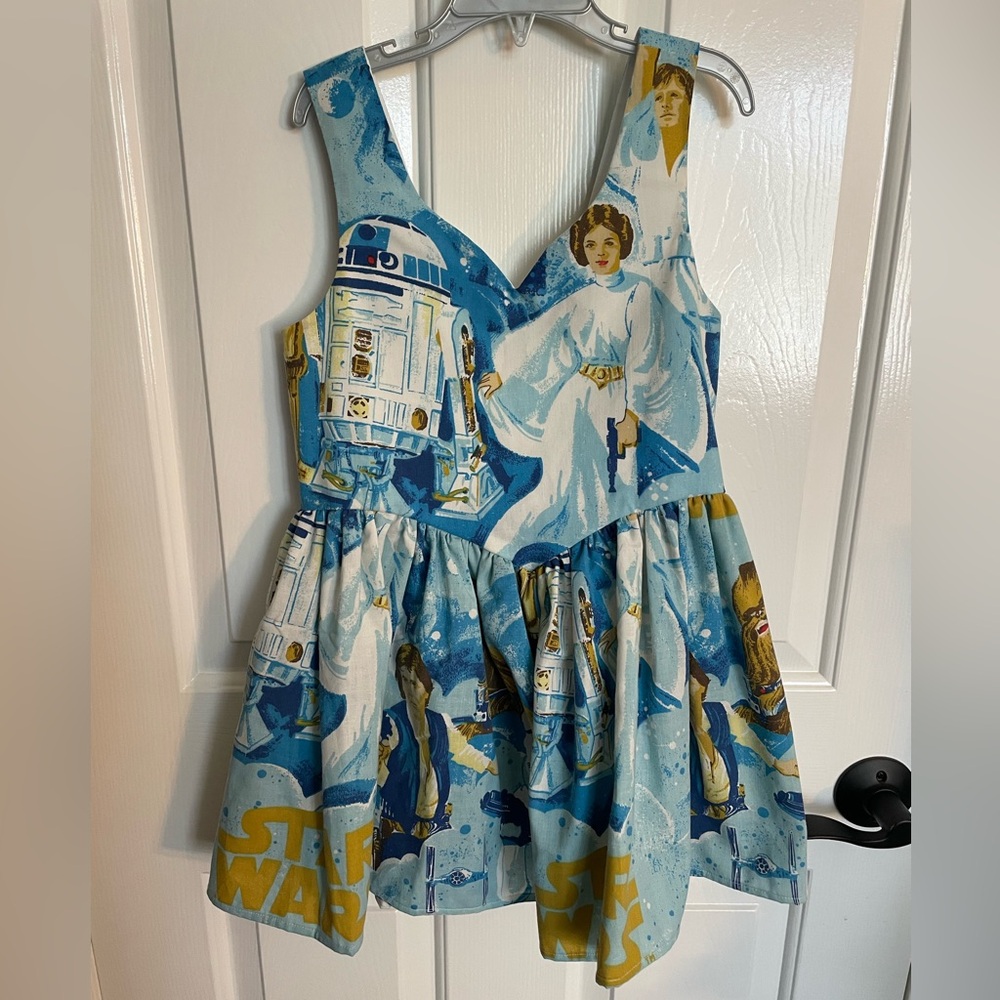 NWOT Wild Rich Kids Xoey Dress - Star Wars Print - Size 9/10